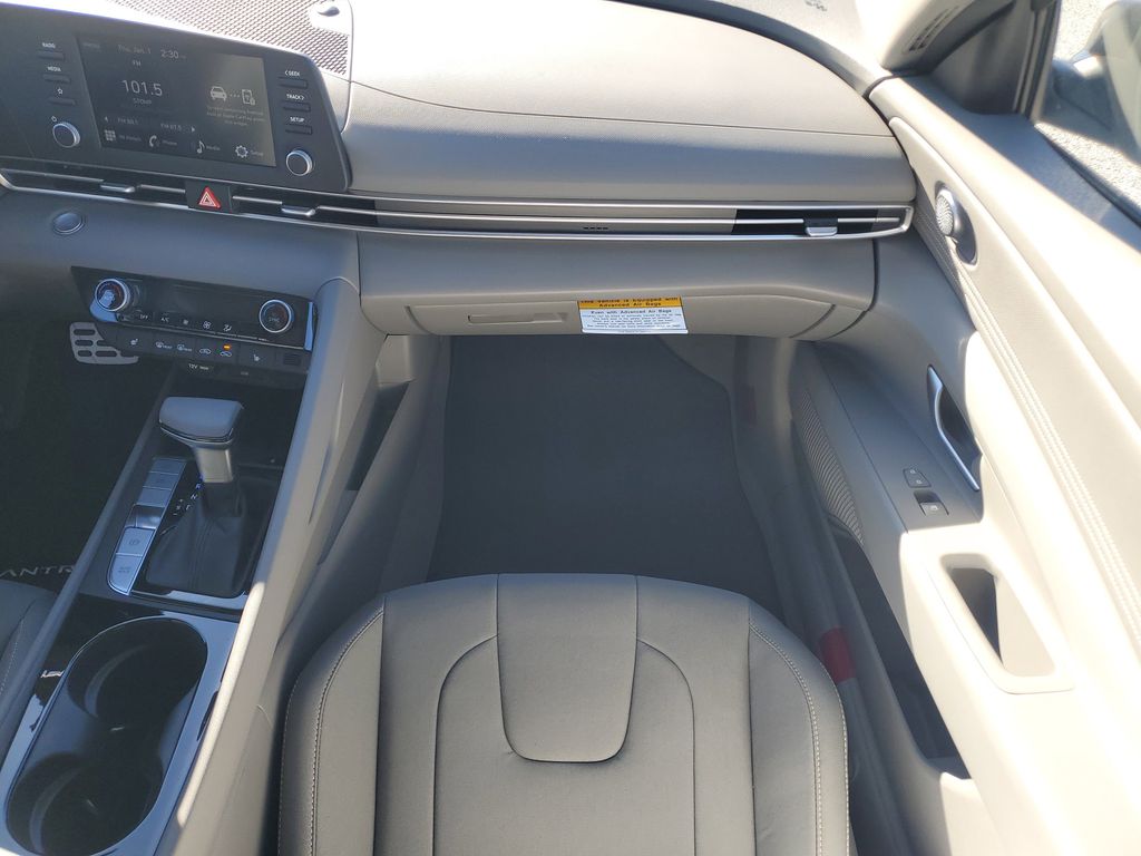 Thumbnail: 2026 Hyundai Elantra - 7