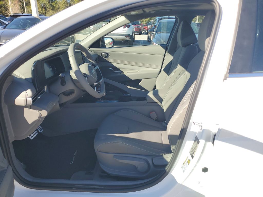 Thumbnail: 2026 Hyundai Elantra - 8