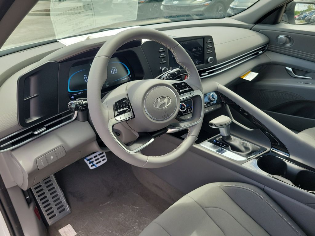 Thumbnail: 2026 Hyundai Elantra - 10