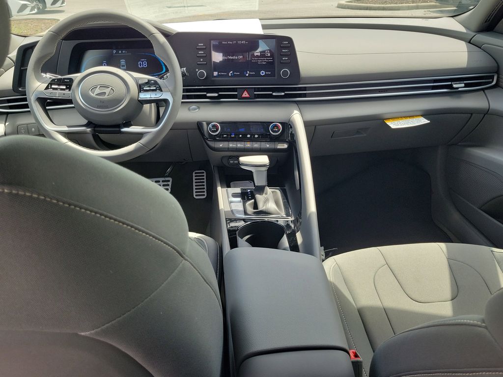 Thumbnail: 2026 Hyundai Elantra - 2
