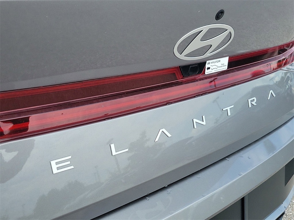 2024 Hyundai Elantra SEL 5