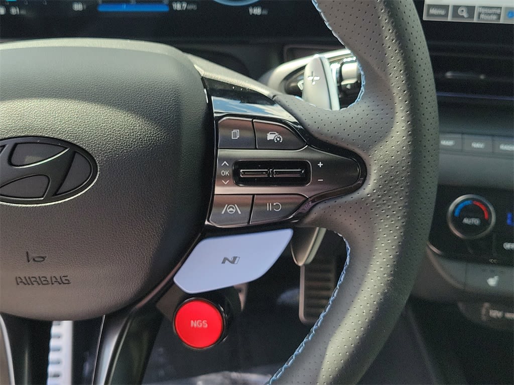 Thumbnail: 2025 Hyundai Elantra - 28