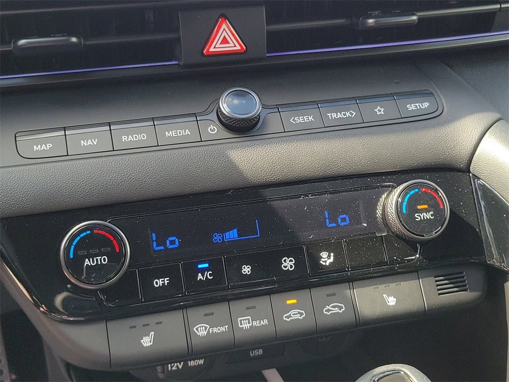 Thumbnail: 2025 Hyundai Elantra - 30