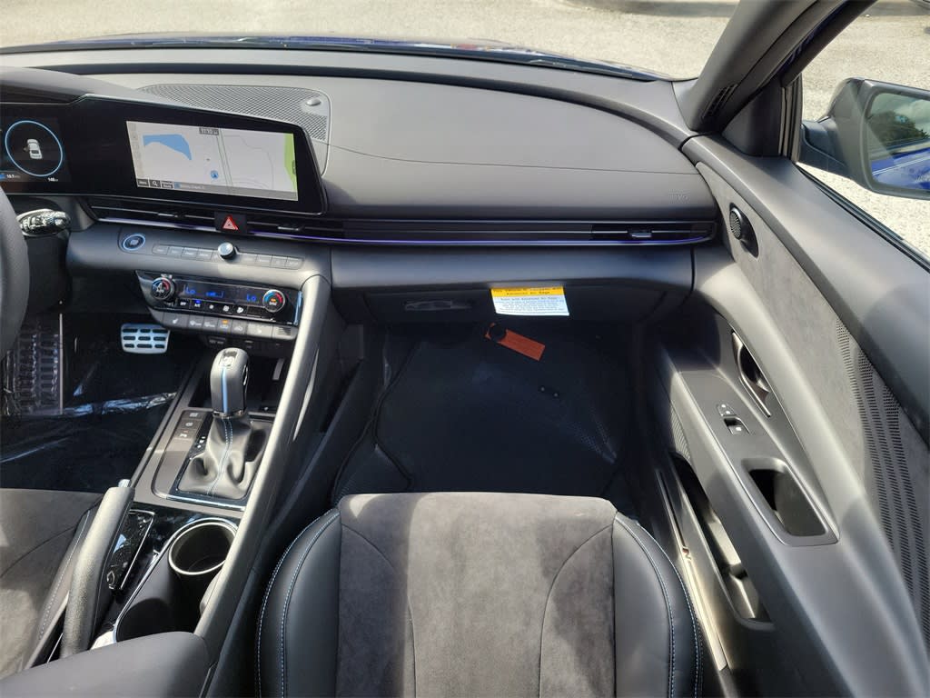 Thumbnail: 2025 Hyundai Elantra - 22