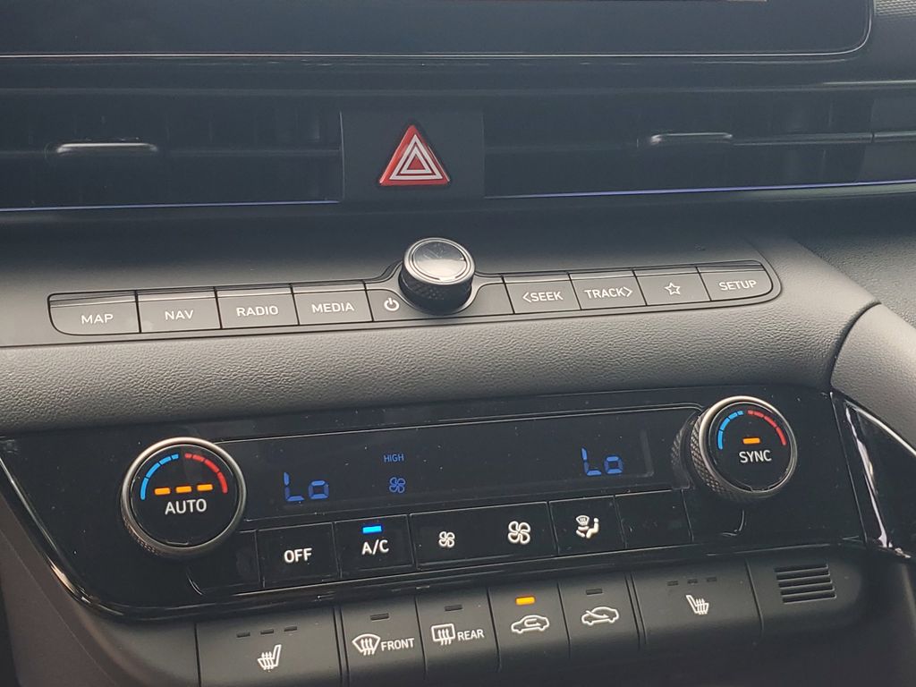Thumbnail: 2026 Hyundai Elantra - 31