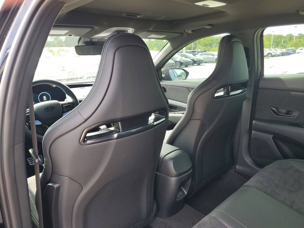 Thumbnail: 2026 Hyundai Elantra - 21