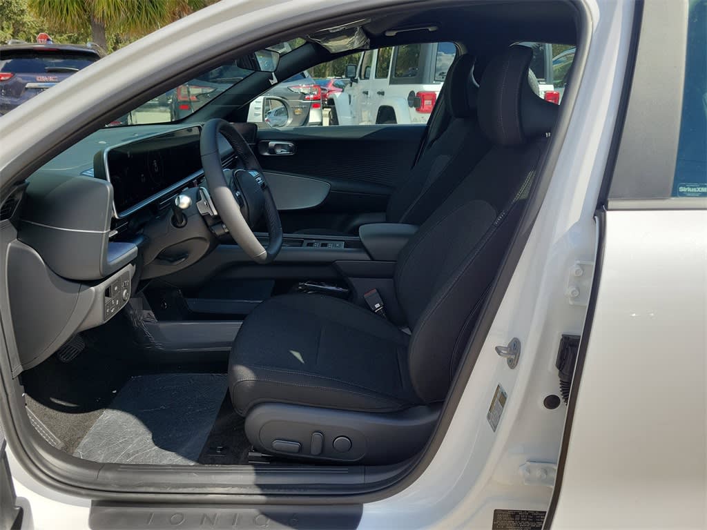 Thumbnail: 2025 Hyundai Ioniq 6 - 9