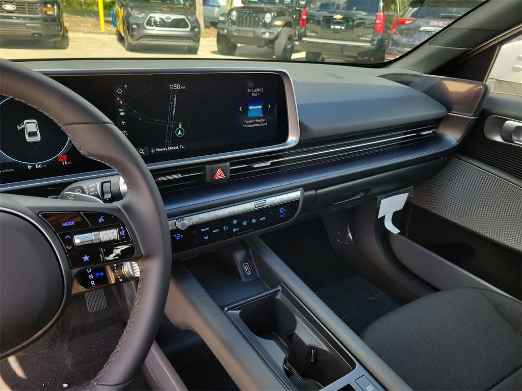 Thumbnail: 2025 Hyundai Ioniq 6 - 31