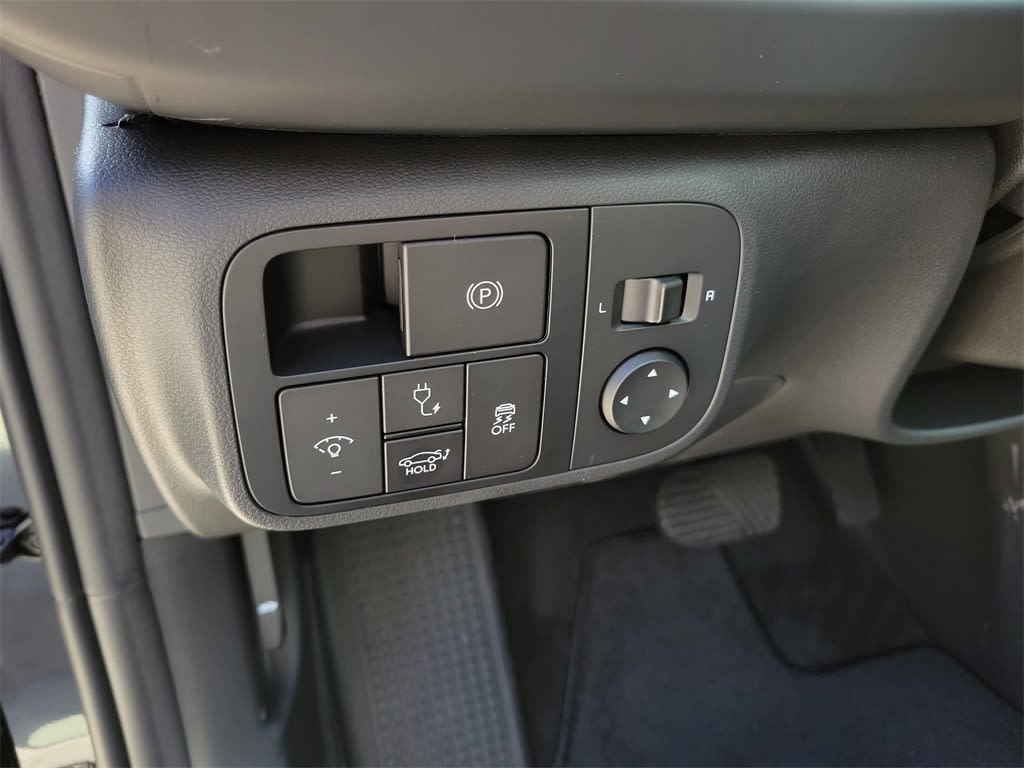 Thumbnail: 2025 Hyundai Ioniq 6 - 25