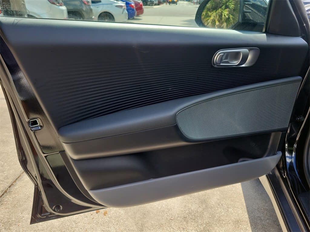 Thumbnail: 2025 Hyundai Ioniq 6 - 23