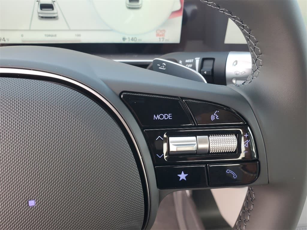 Thumbnail: 2023 Hyundai Ioniq 6 - 21