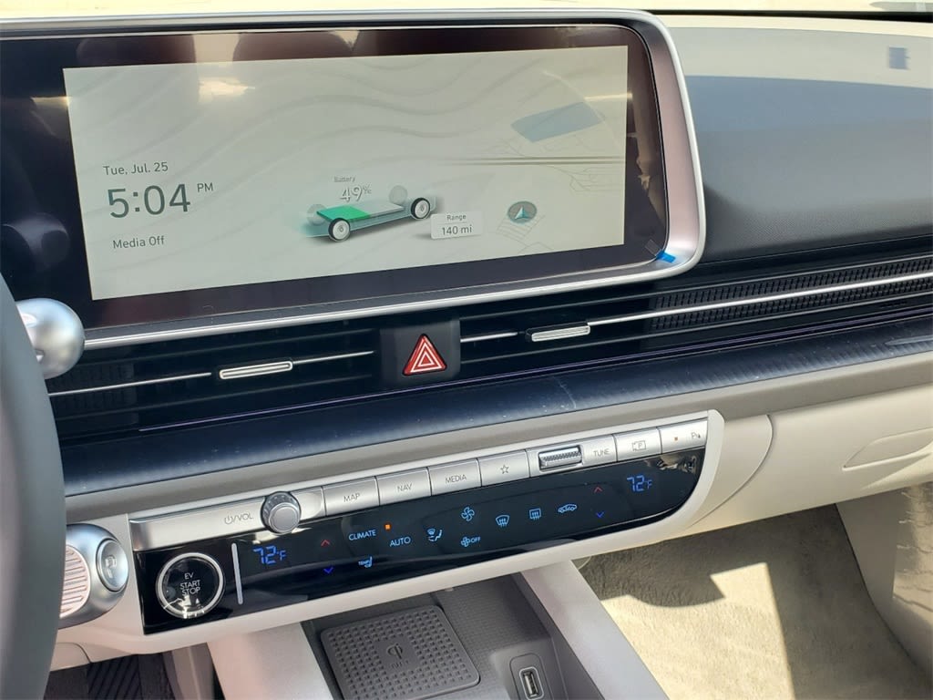 Thumbnail: 2023 Hyundai Ioniq 6 - 12