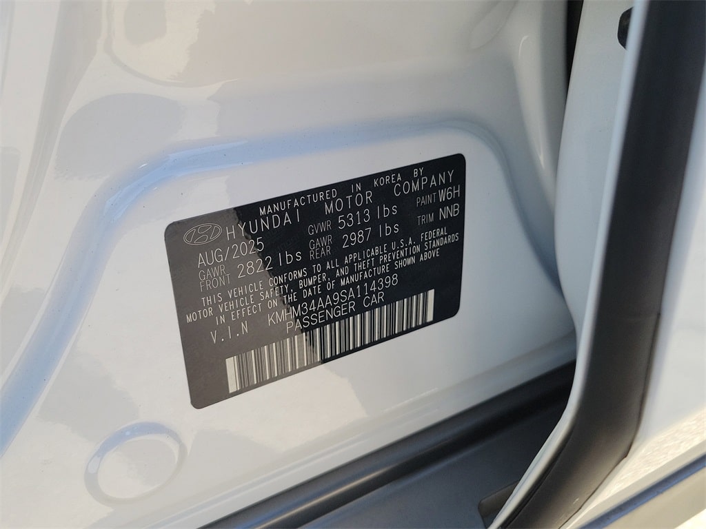 Thumbnail: 2025 Hyundai Ioniq 6 - 14