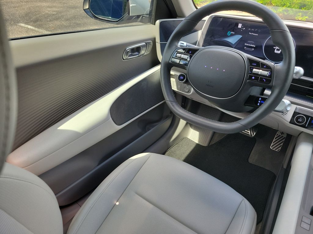 Thumbnail: 2025 Hyundai Ioniq 6 - 10
