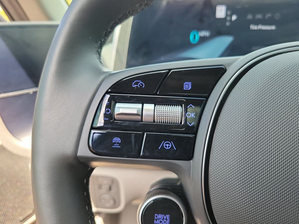 Thumbnail: 2025 Hyundai Ioniq 6 - 32