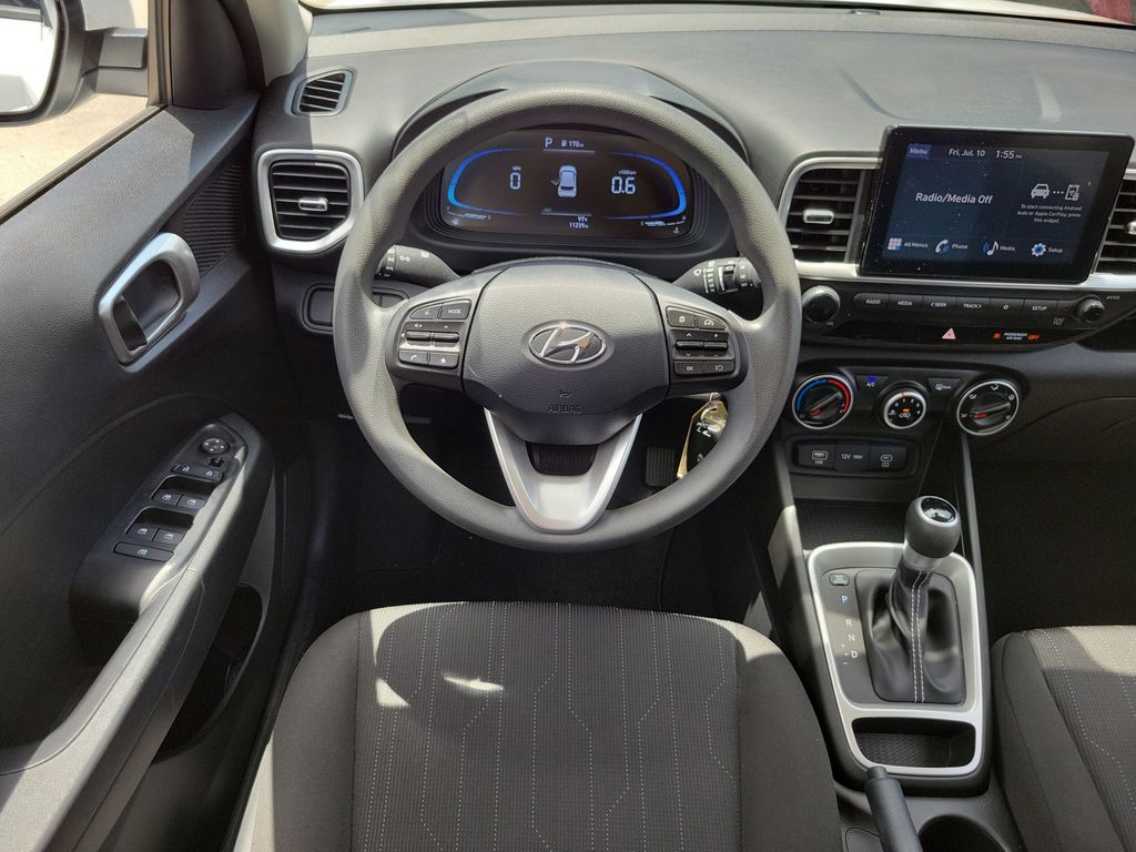 Thumbnail: 2024 Hyundai Venue - 9