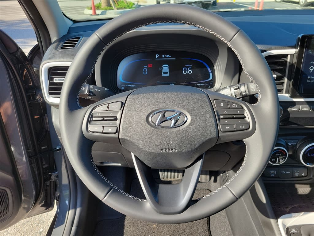 2025 Hyundai Venue Limited 24