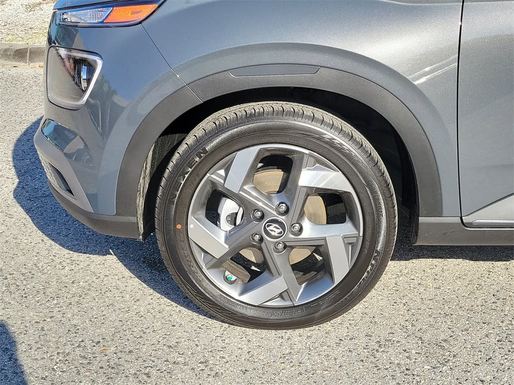 2025 Hyundai Venue Limited 4