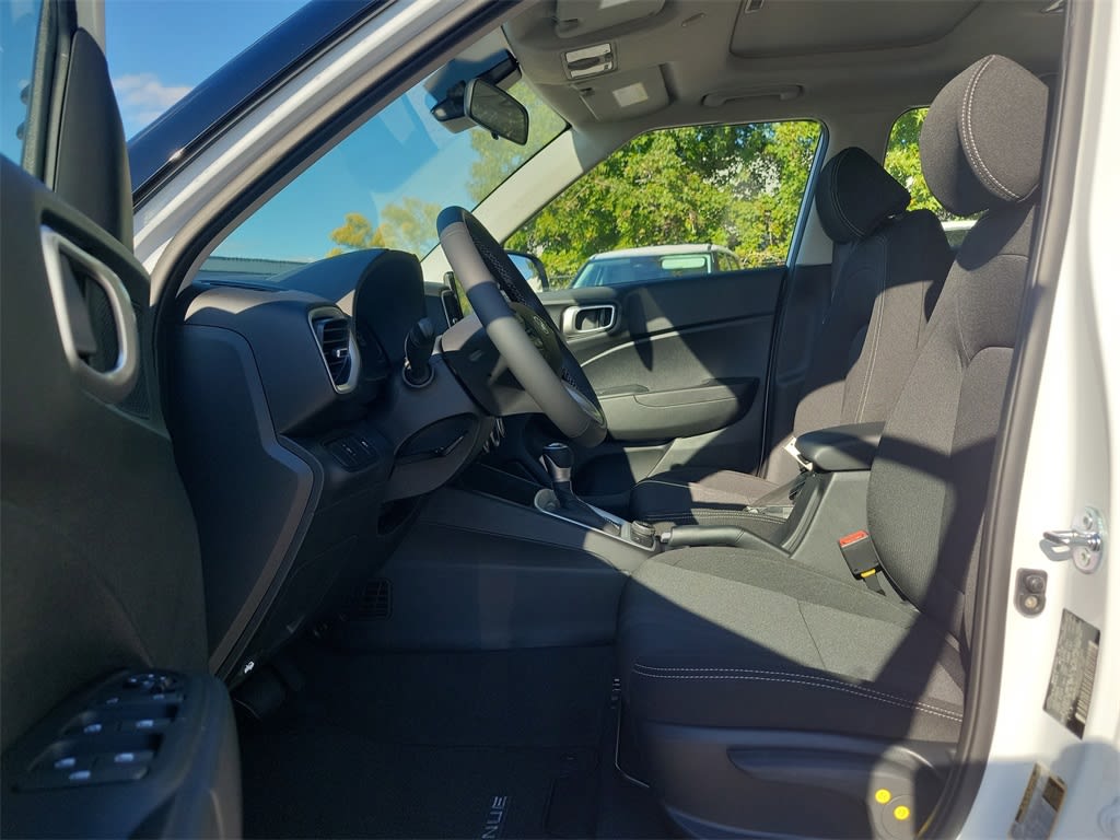 Thumbnail: 2026 Hyundai Venue - 9