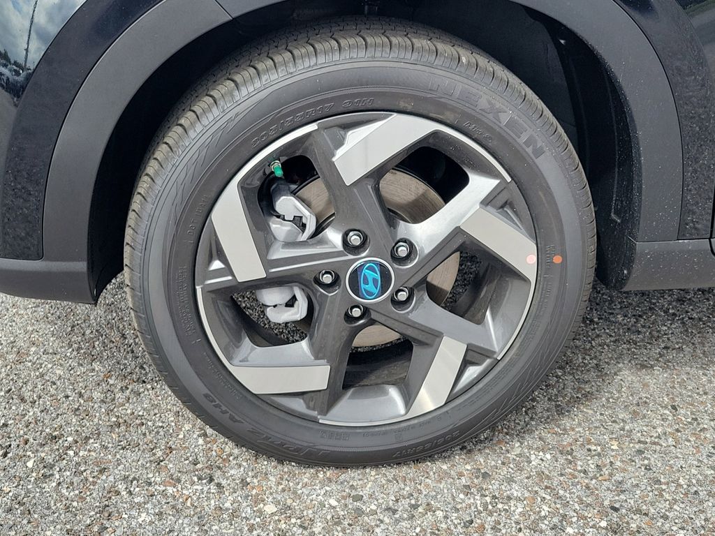 Thumbnail: 2026 Hyundai Venue - 7