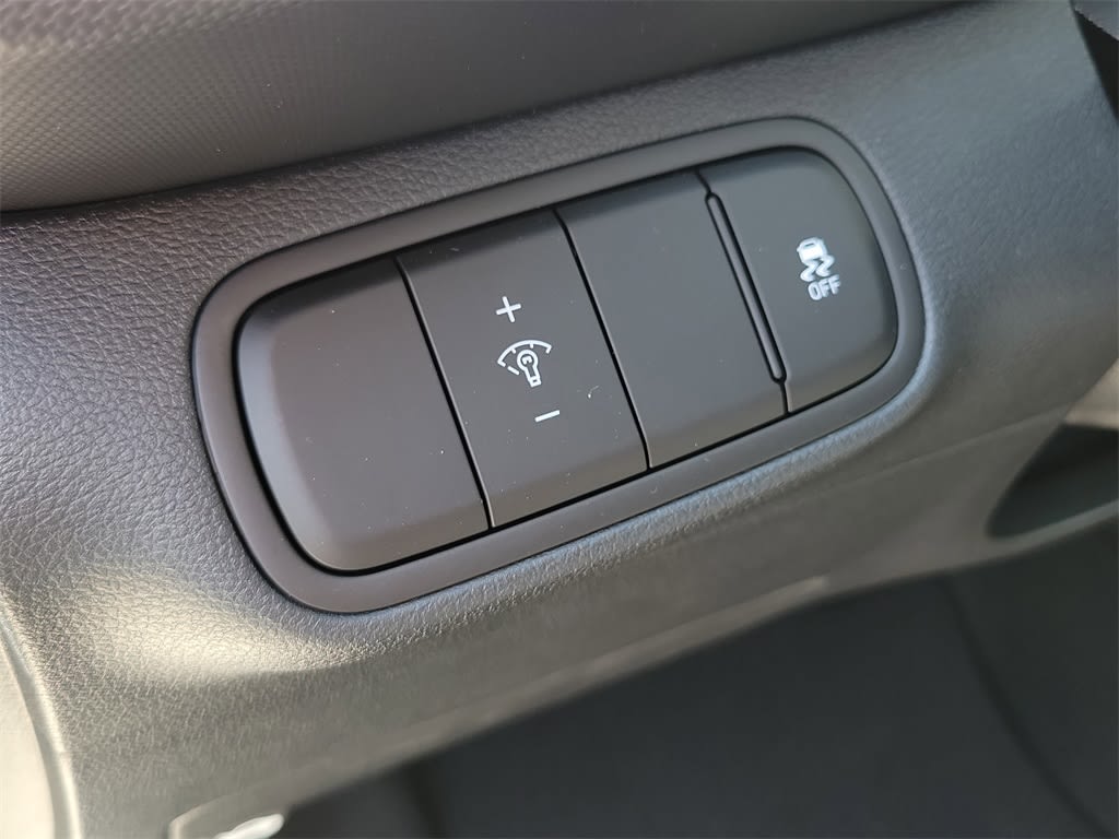 Thumbnail: 2026 Hyundai Venue - 24