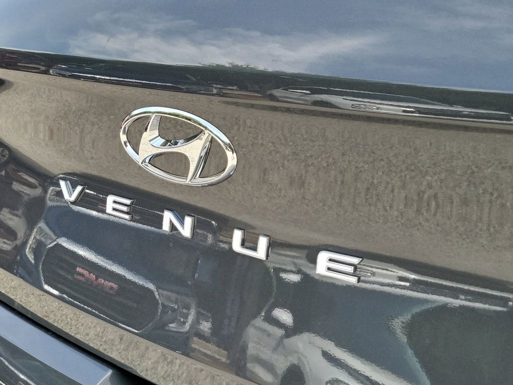 Thumbnail: 2026 Hyundai Venue - 6