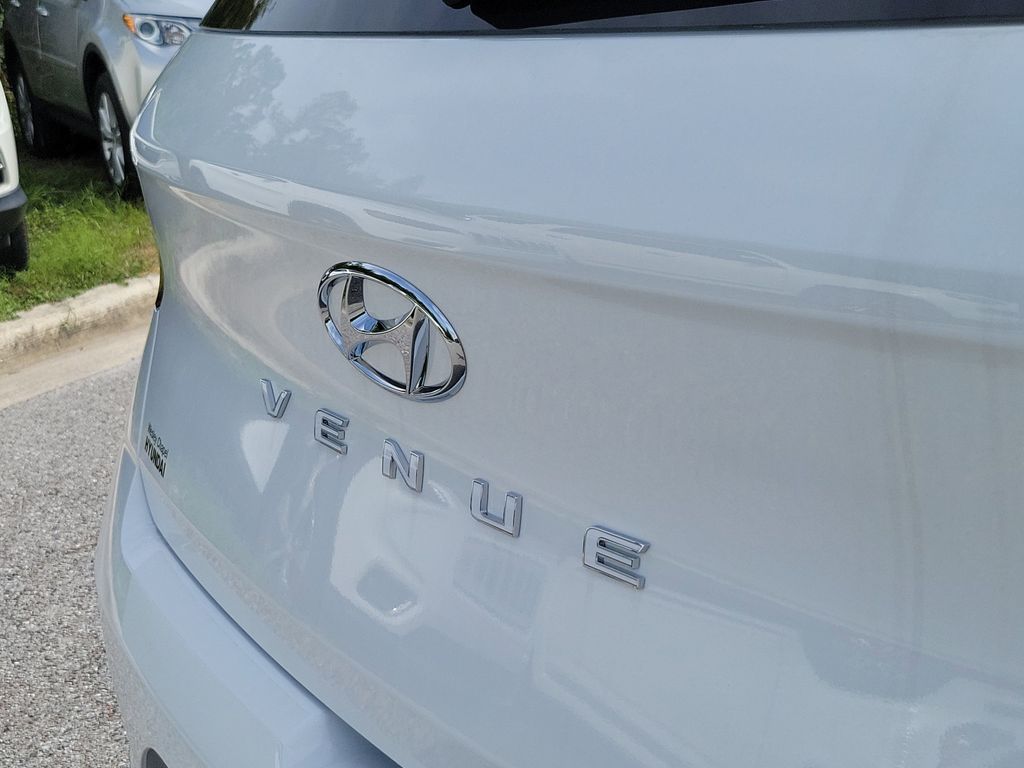 Thumbnail: 2026 Hyundai Venue - 6
