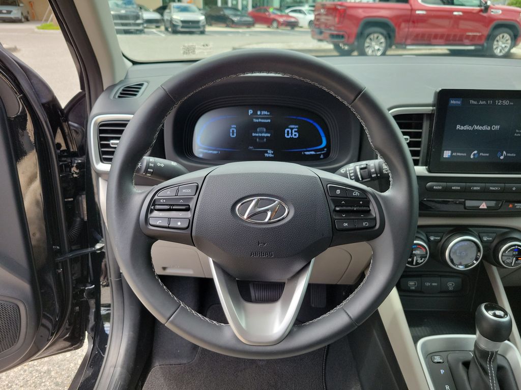Thumbnail: 2025 Hyundai Venue - 24