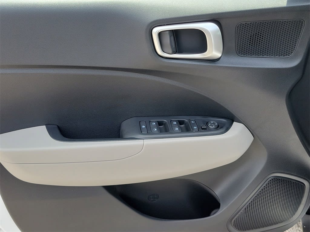 Thumbnail: 2025 Hyundai Venue - 22