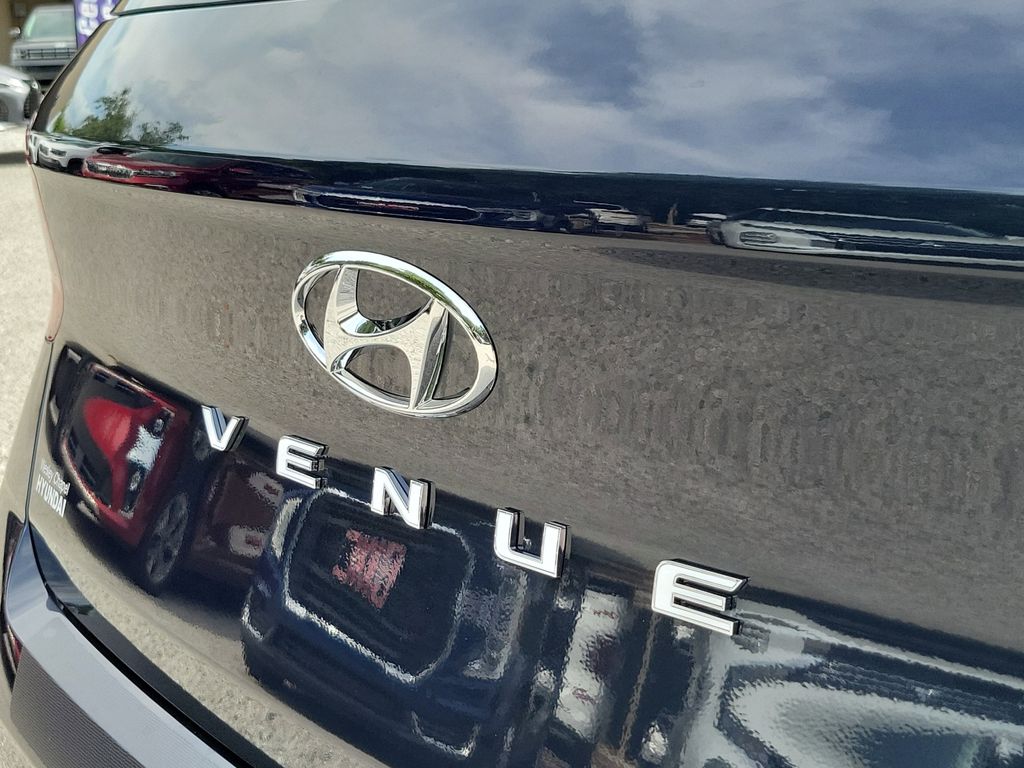 Thumbnail: 2026 Hyundai Venue - 6