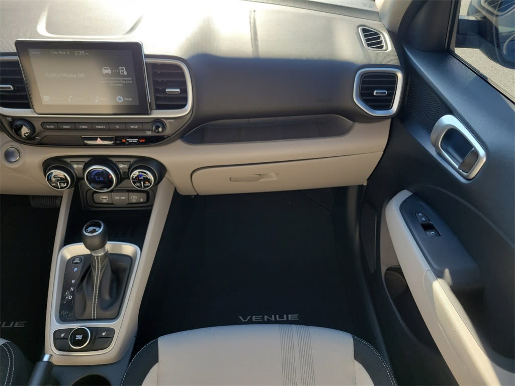 Thumbnail: 2026 Hyundai Venue - 8