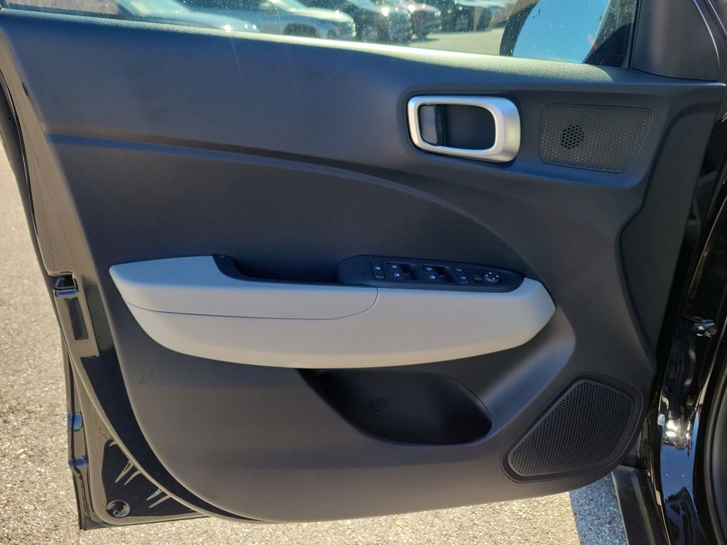 Thumbnail: 2026 Hyundai Venue - 21