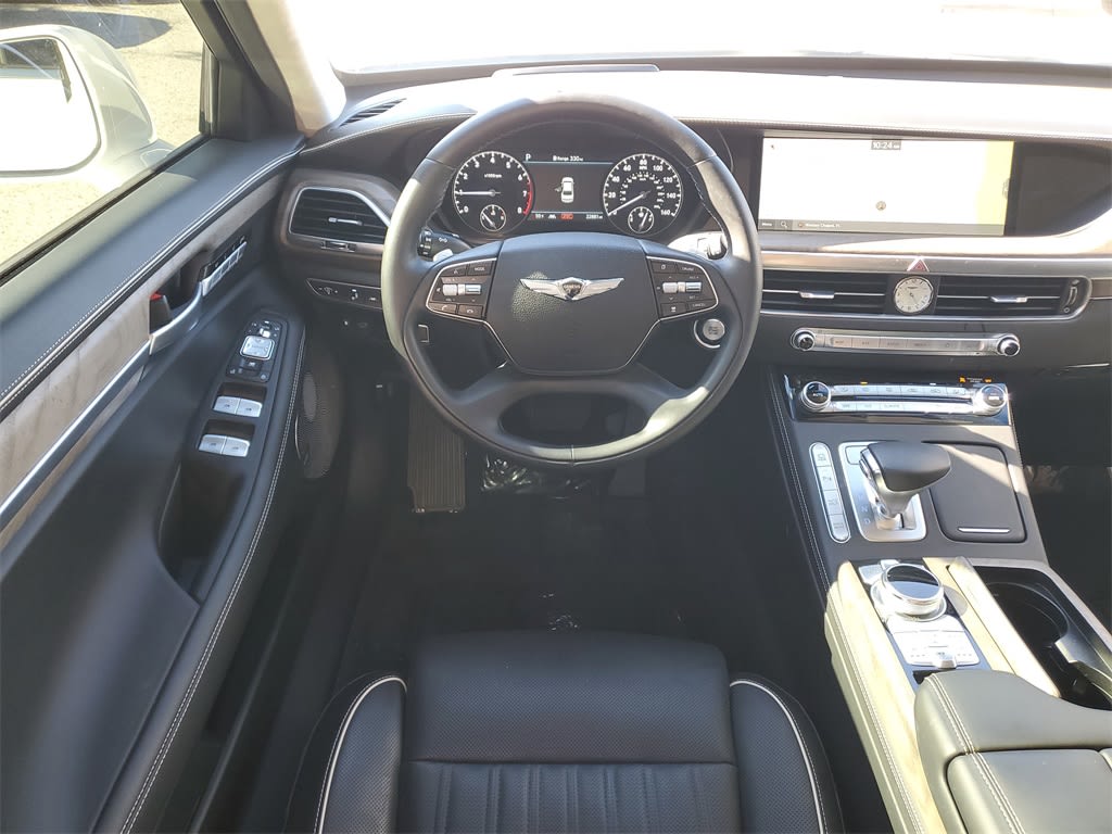 Thumbnail: 2021 Genesis G90 - 6