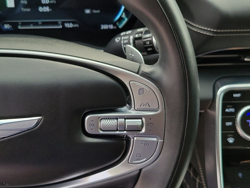 Thumbnail: 2024 Genesis GV80 - 28