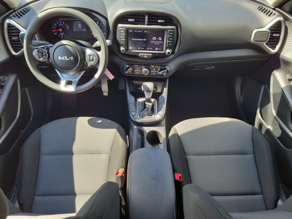 Thumbnail: 2022 Kia Soul - 8