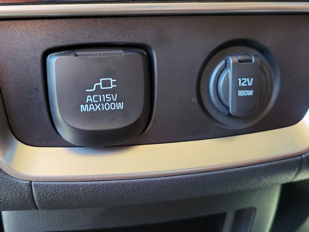 Thumbnail: 2024 Kia Carnival - 18