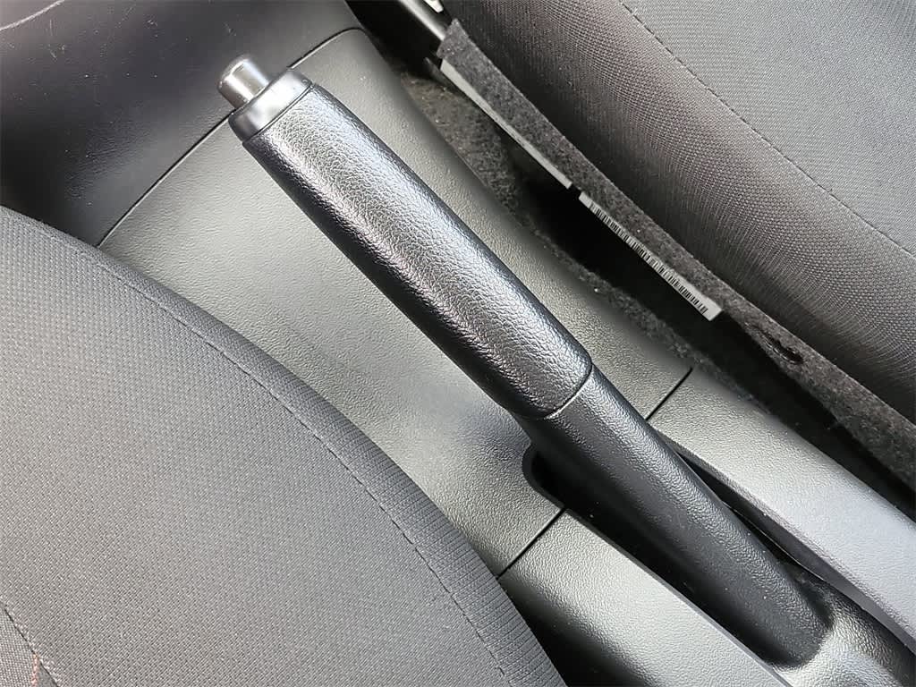 2022 Mitsubishi Mirage ES 5