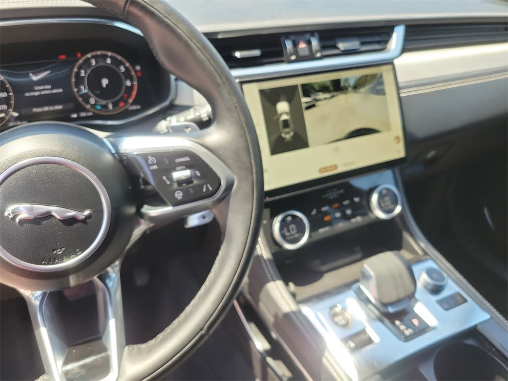 Thumbnail: 2025 Jaguar F-Pace - 33