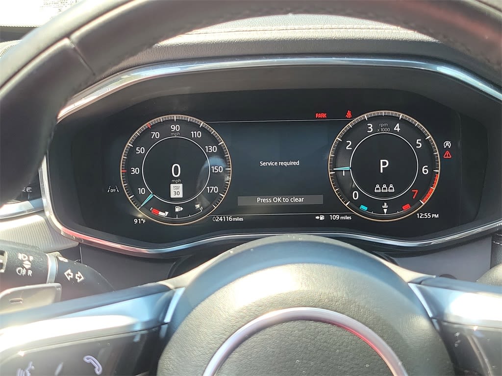 Thumbnail: 2025 Jaguar F-Pace - 13