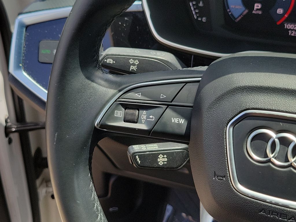 Thumbnail: 2021 Audi Q3 - 27