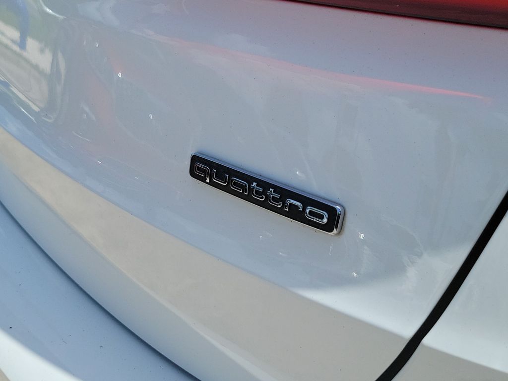 Thumbnail: 2021 Audi Q3 - 4