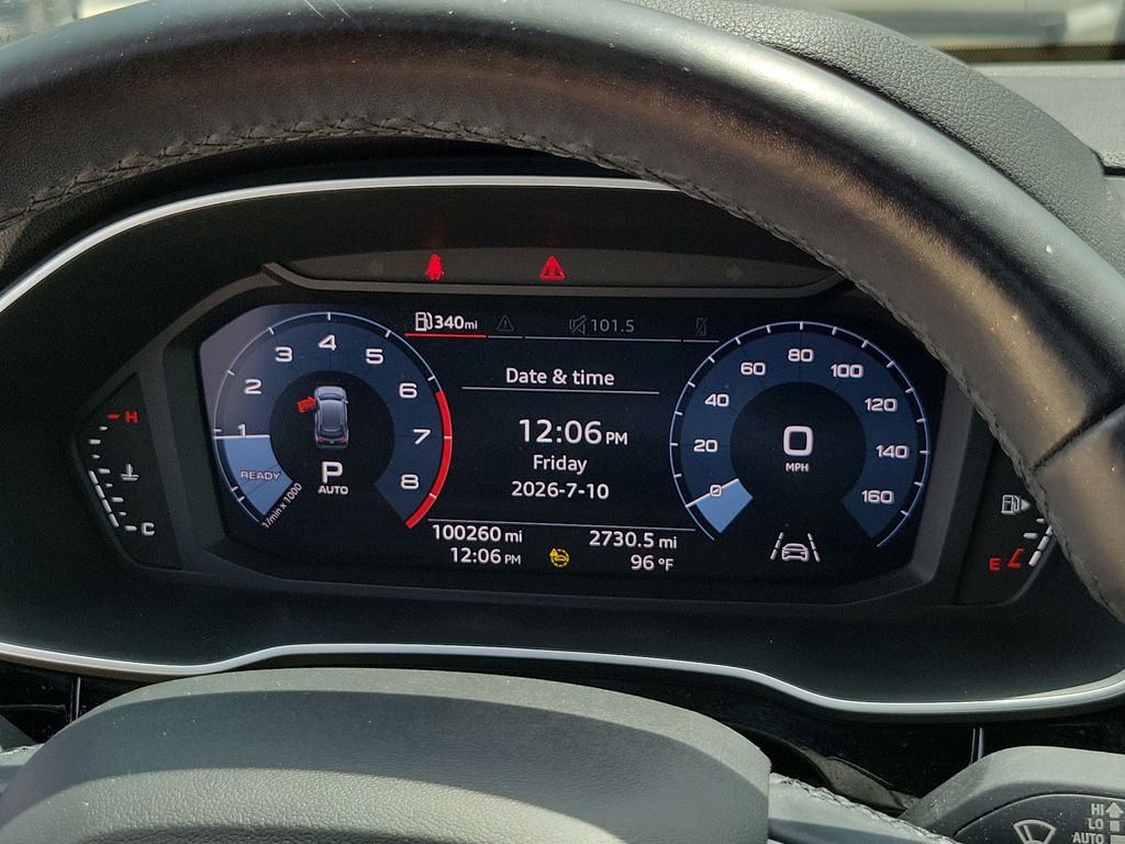Thumbnail: 2021 Audi Q3 - 13