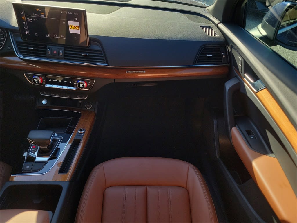 Thumbnail: 2022 Audi Q5 - 8