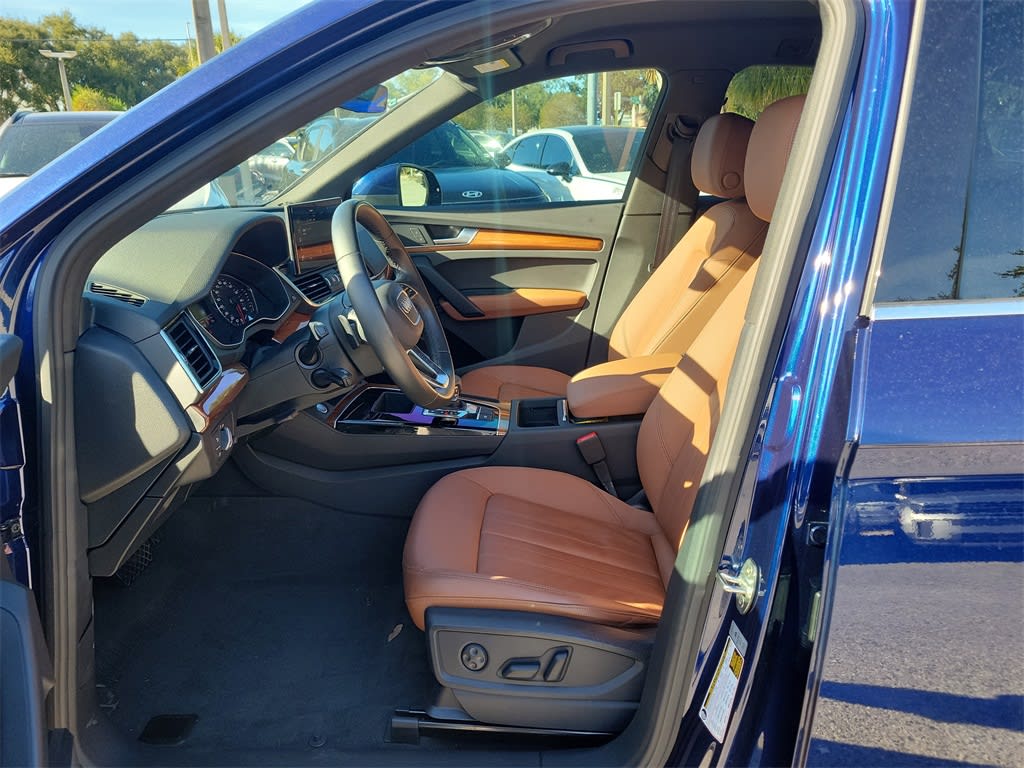 Thumbnail: 2022 Audi Q5 - 9