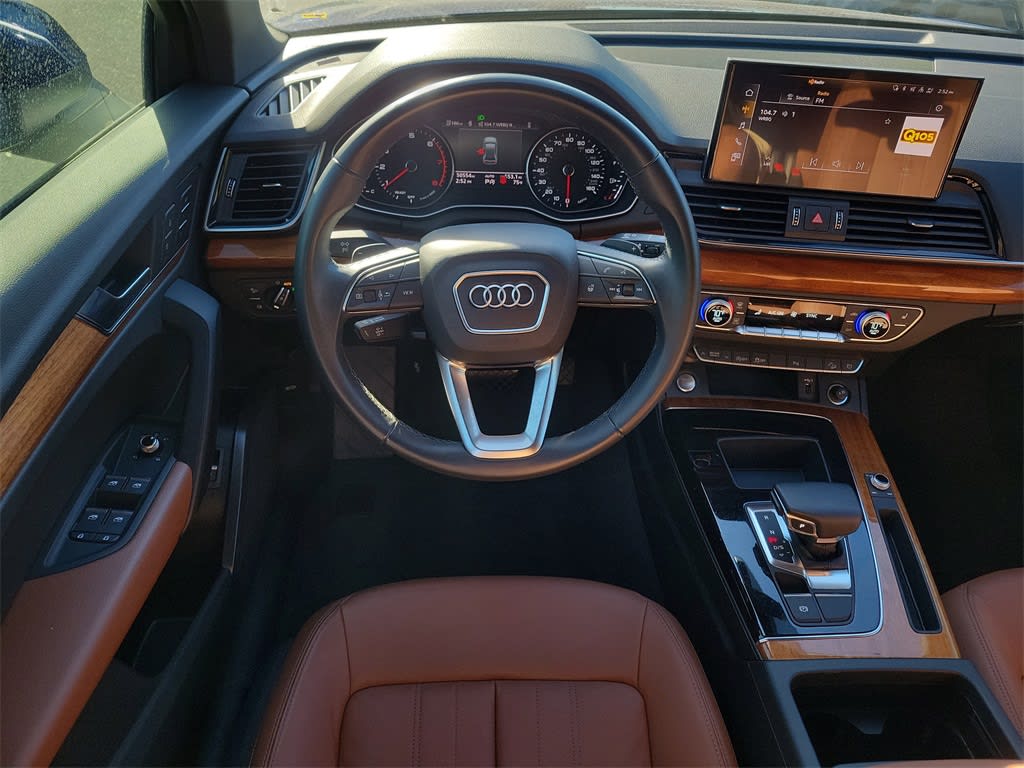 Thumbnail: 2022 Audi Q5 - 11