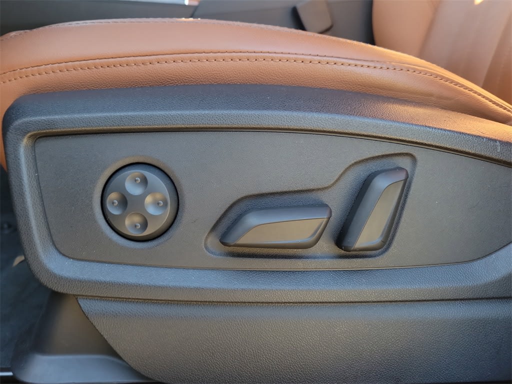 Thumbnail: 2022 Audi Q5 - 24