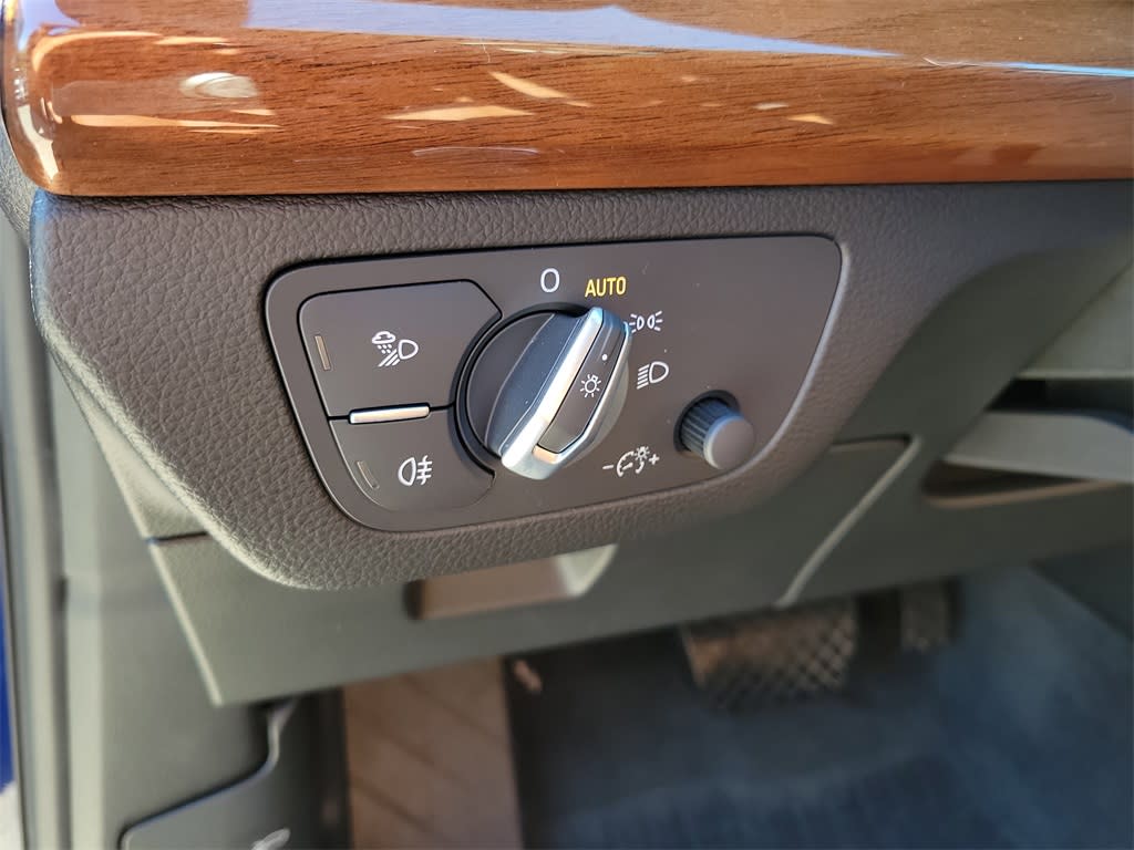 Thumbnail: 2022 Audi Q5 - 25