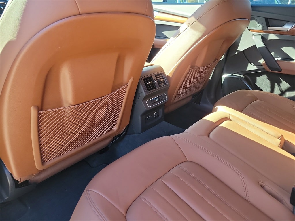 Thumbnail: 2022 Audi Q5 - 19