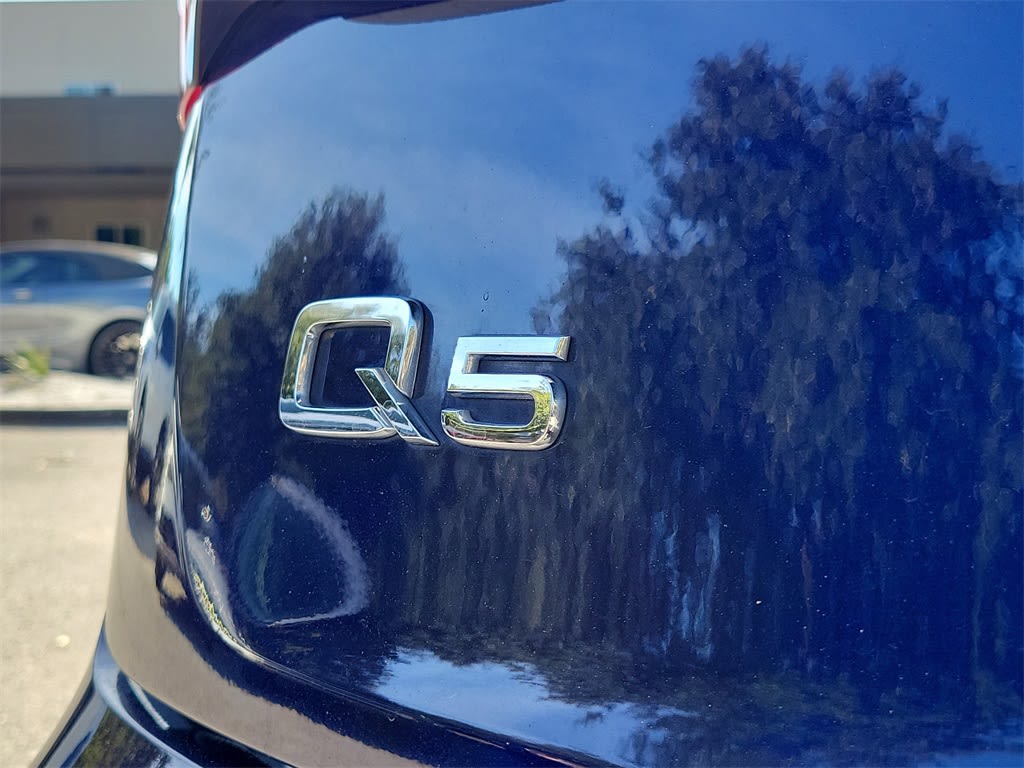 Thumbnail: 2022 Audi Q5 - 17