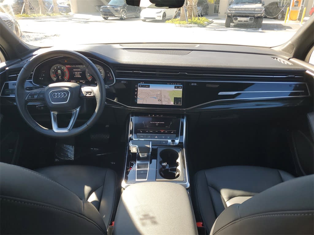 Thumbnail: 2025 Audi Q7 - 2